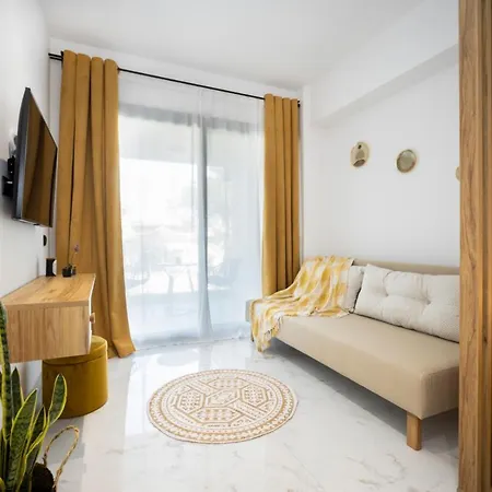 Apartment 06
